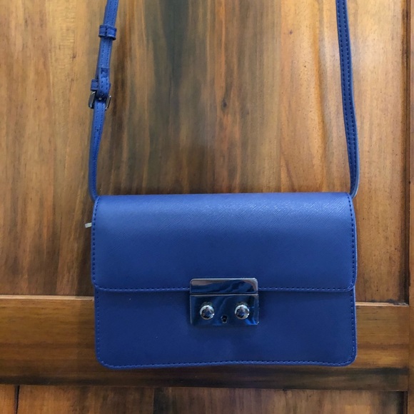 NWT beautiful blue small purse - Picture 4 of 4